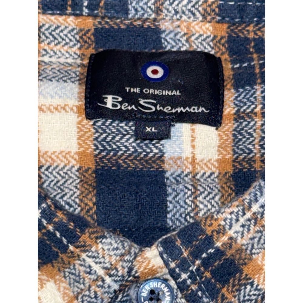 Ben Sherman Mens XL Plaid Flannel‎ Shirt Navy Blue Tan Button Down - Picture 3 of 3
